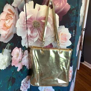 Bloomingdale’s Shopper Tote 💛💛🍸